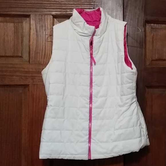 Reversible puffer vest - Picture 2 of 3